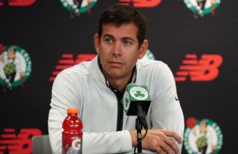 Brad Stevens: Feliz com o jogo do Celtics, satisfeito com o caráter