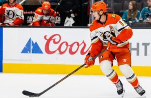 O gol final de Terry no PP levou Anaheim a ultrapassar Parades, preparando Ducks-Oilers