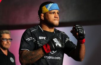 Gilbert Burns se aposentou após perder para Mike Malott no UFC Fight Night