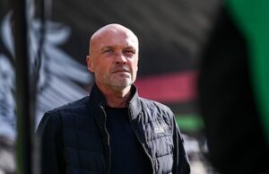 Treinador do NEC, Dick Schreuder: ‘Quero que todos voltem aos treinos na quarta-feira com um sorriso’