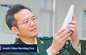 O cientista chinês da força de foguetes, major-general Feng Yufang, morreu aos 63 anos.