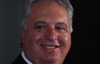 Os Demons nomearam o executivo de Stan, Dan Taylor, como seu novo CEO