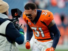 O ás de longa data dos Broncos, Justin Simmons, está se aposentando aos 32 anos.