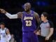 LeBron James e Lakers fracos enfrentam Mavericks