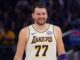 Luka Doncic e Cade Cunningham agora são elegíveis para prêmios.