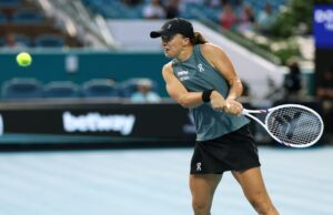 WTA Roundup: Iga Svetek, bicampeã de Stuttgart, nas quartas de final