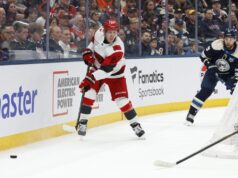 Os furacões começam tarde, longe dos Blue Jackets.