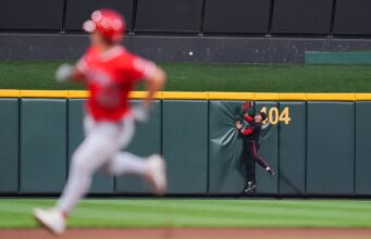 O grand slam de Jorge Soler leva os Angels à vitória sobre os Reds.