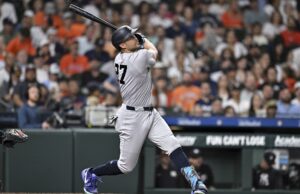 Streaking Yankees pronto para Astros, aguarde notícias de lesão em Giancarlo Stanton