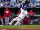 Salvador Perez e Cole Ragans ajudam os Royals Club Angels.
