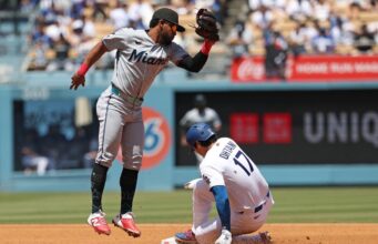 Os Marlins venceram os Dodgers para vencer sua primeira série de estrada da temporada