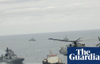 Marinha britânica frustra submarino russo observando cabos submarinos, diz ministro da Defesa | Marinha Real