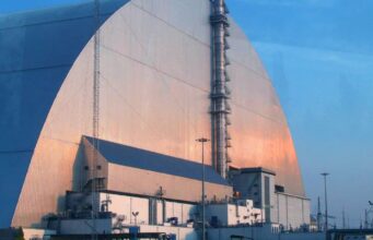 Chernobyl: Greenpeace diz que a contenção “atualmente não pode ser reparada” e que há risco de vazamento de radiação se entrar em colapso