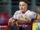Sam Halsall: O ala do Huddersfield, The Giants, ficou afastado dos gramados por quatro meses devido a uma lesão no tendão da coxa.
