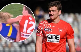 O meio-campista do Sydney Swans, Angus Sheldrake, foi suspenso por um jogo por dar uma cabeçada em um zagueiro do West Coast Eagles.