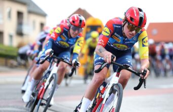 Ronde de Mouscron: Clara Copponi ataca adversários para garantir uma vitória poderosa