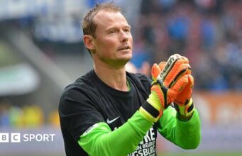 Alex Manninger: Ex-goleiro do Arsenal morto após ser atropelado por trem