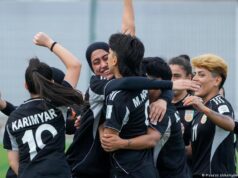 A seleção feminina afegã foi aceita pelo Taleban.