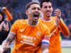 Rangers: James Tournier ainda não confirmou uma nova oferta de contrato.