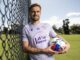 Homem da A-League: como a aposentadoria do goleiro de Perth abriu caminho para a humildade e mentalidade do grande Josh Risdon