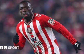 Brian Broby: Sunderland condena abusos racistas nas redes sociais