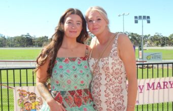 NAS FOTOS: Apostadores e fashionistas se reúnem ao longo da pista para diversão e festividades do Norway Cup Day 2026