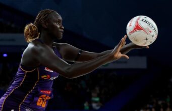 Os Firebirds encerraram uma seqüência de 15 derrotas consecutivas ao derrotar os Giants