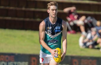 AFL Watch: O zagueiro do Fremantle, Brendan Walker, se machucou na derrota de Peel Thunder por um ponto para Subiaco