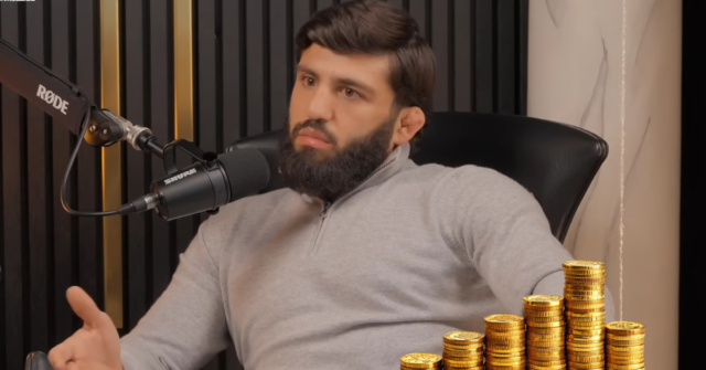 Arman-Tsarukyan-Reflects-on-Wealth-and-His-Fathers-Advice-If-You-Have-Money-Enjoy-It.png