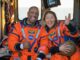 Os astronautas da Artemis 2 comemoram seu retorno bem-sucedido à Terra em 13 de abril de 2026