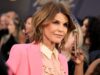 Lori Loughlin recebe ‘textos de paquera’ do ex-marido Mossimo Giannulli