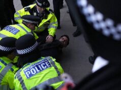 Reino Unido eleva nível de ameaça terrorista para grave após incidente antissemita de esfaqueamento de Golders Green