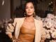 Khloé Kardashian diz que é a ‘primeira pessoa que liga’ para familiares e amigos, mas tem dificuldade para pedir ajuda