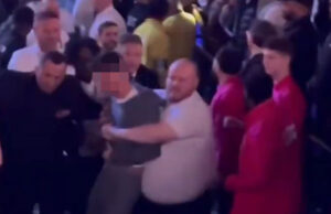 Assista a uma grande luta entre a multidão durante a emocionante vitória de Deontay Wilder sobre Derek Chisora
