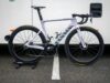 Mais novas peças do protótipo Dura-Ace encontradas no Canyon Endurace CFR de Jasper Philipsen para Paris-Roubaix.