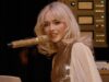 Sabrina Carpenter pede desculpas por confundir os ‘cânticos comemorativos’ dos fãs com yodeling durante momento embaraçoso no Coachella