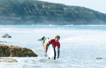 Jake Robinson desistiu do Bells Beach Pro após uma chamada de interferência