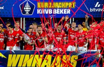 O AZ se vingou com uma grande vitória na final da copa. O NEC também ficou de mãos vazias após a sexta tentativa.