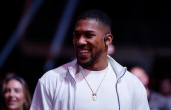 Anthony Joshua (36) anuncia nova luta, mas não contra Tyson Fury