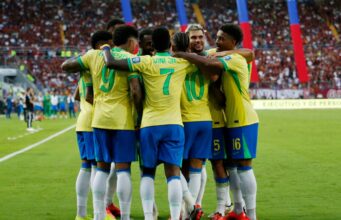 Liverpool negocia com brasileiro de £ 52 milhões enquanto o técnico do Palmeiras levanta a oferta pré-verão
