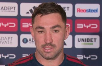 Robson fala sobre a batalha pelo 9º lugar do Blues