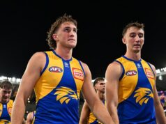 Os West Coast Eagles foram eliminados do confronto dos Richmond Tigers, já que a escolha nº 1 foi descartada devido a lesão.