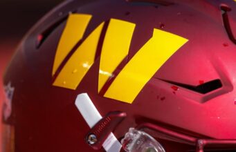 ASSISTA: Commanders revelam novos uniformes inspirados no campeonato para a temporada de 2026