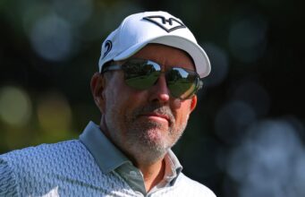 Tricampeão do Masters anuncia aposentadoria do golfe devido a “questões de saúde pessoal”