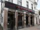 O pub Wetherspoons ‘mais barato’ da Grã-Bretanha vende cervejas a preços não vistos há 30 anos… agora à venda