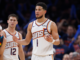 Devin Booker foi multado depois de xingar um árbitro da NBA