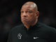 Rumores da NBA: Doc Rivers pode mudar de função para o Bucks, que já está de olho em uma mudança de treinador