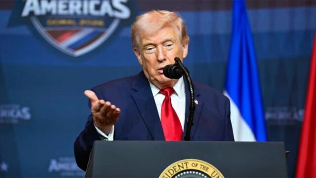 donald-trump-545332-082126.jpg