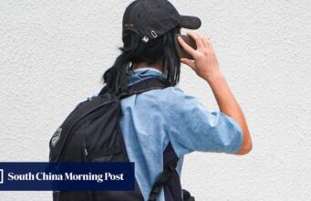 Um tribunal de Hong Kong absolveu uma mulher de falsificar qualificações num pedido de esquema de talentos.