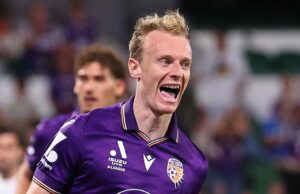 Homens da A-League: o técnico do Perth Glory, Adam Griffiths, elogia Nicholas Pennington, Gabriel Popovich e Aaron Slimani